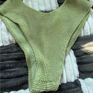 Skatie Mandi Bottom Matcha